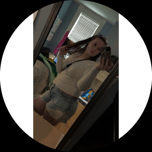 ashleyludden373